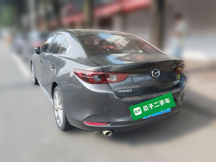 3 Axela 2020 2.0L AT photo 4