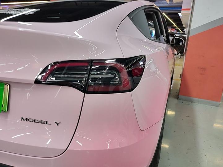 Model Y 2024 RWD photo 7