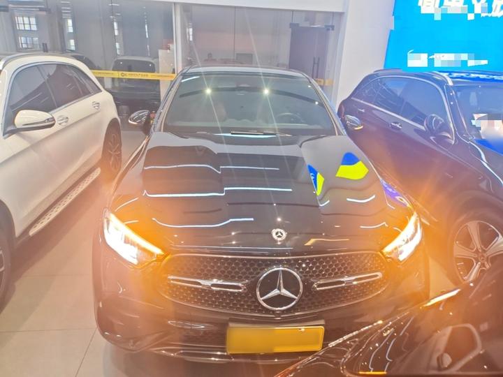 GLC Coupe 2024 GLC 260 4MATIC Coupe SUV photo 2