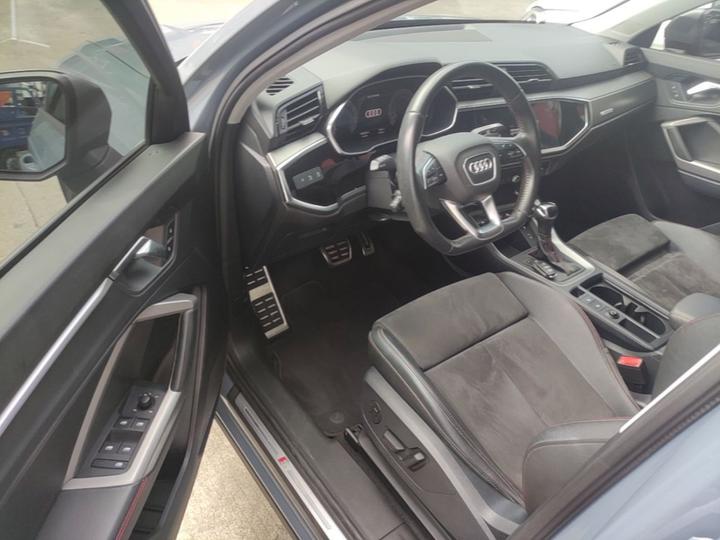 Q3 2022 40 TFSI RS photo 3