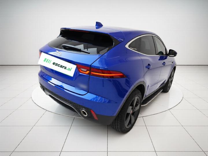 E-PACE 2018 P250 S China V photo 6