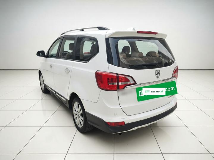 730 2016 1.5L MT Luxury 7-Seater photo 4
