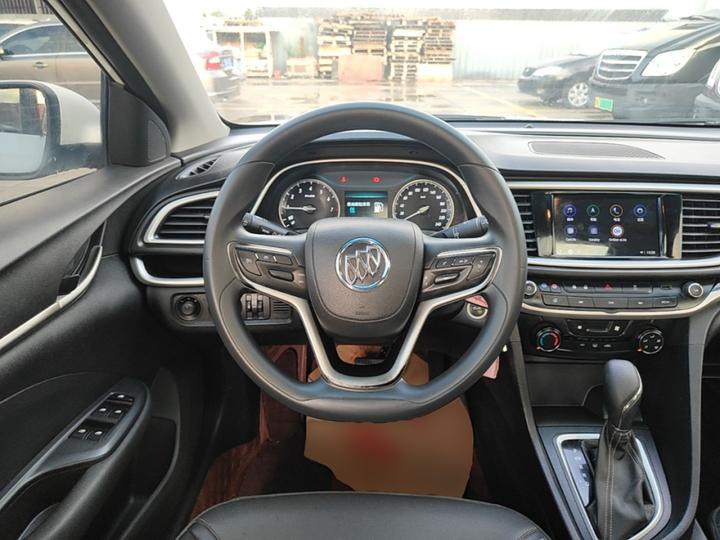Excelle 2021 Facelift Classic 1.5L AT Elite photo 6