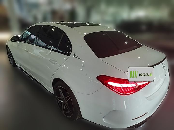 C-Class 2024 C 260 L Sport photo 4