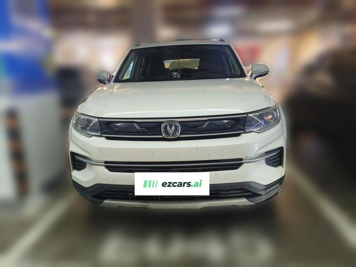 CS35PLUS 2019 1.6L AT photo 2