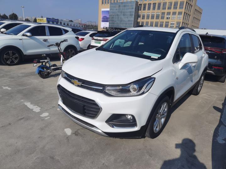 2018 330T AT RWD Luxury