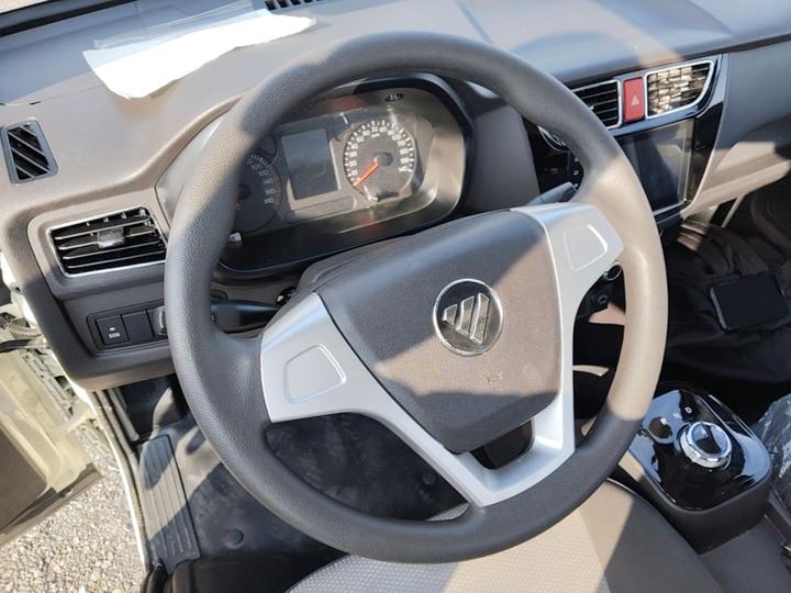 Xiangling M EV 2023 M1 BYD photo 6