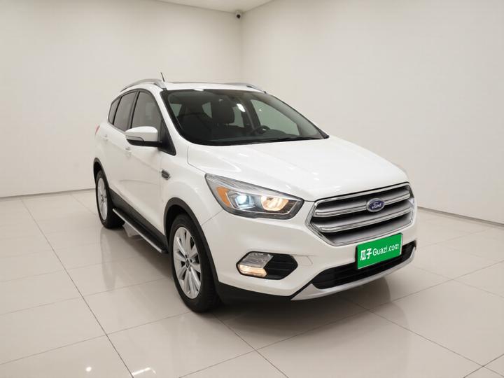 Kuga 2017 EcoBoost 180 RWD photo 3
