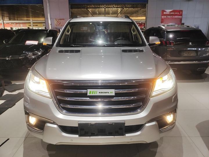 H9 2015 2.0T AWD Luxury 7-Seater photo 2