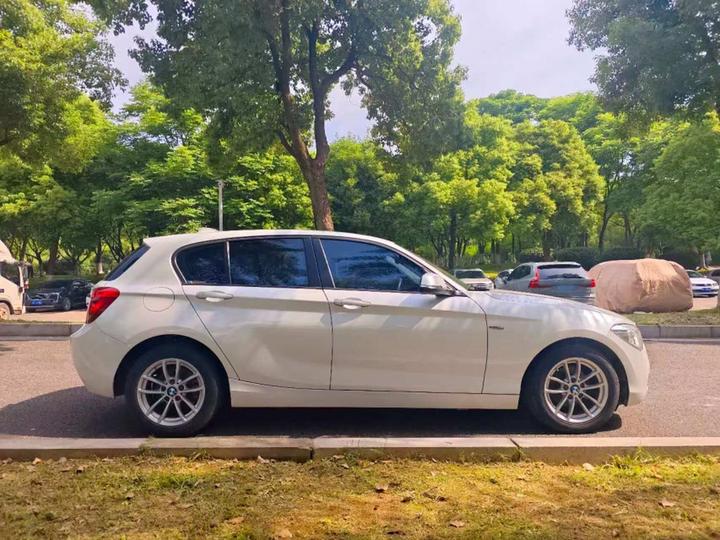 1 Series Imported 2013 Facelift 116i Leading photo 4