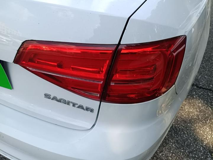 Sagitar 2015 1.6L AT Comfort photo 7