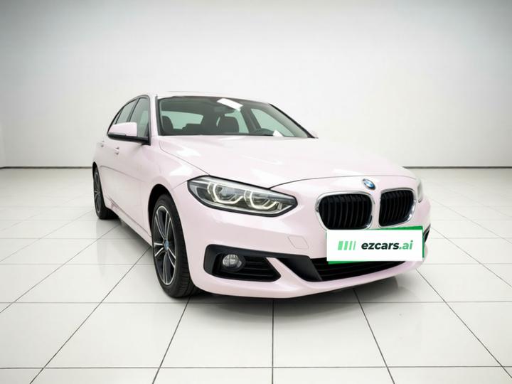 1 Series 2020 120i Fashion photo 3