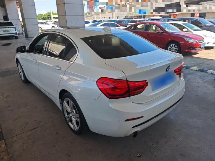 1 Series 2017 118i Design Package photo 4