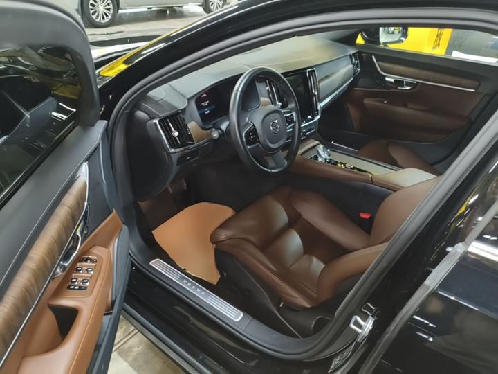 S90 2023 B5 Luxury photo 5