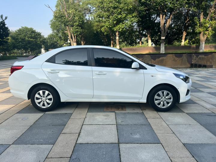 Verna 2020 1.4L MT GL Refresh Edition photo 4