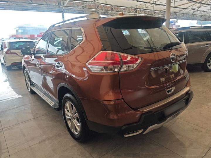 X-Trail 2014 2.0L CVT 2WD photo 4