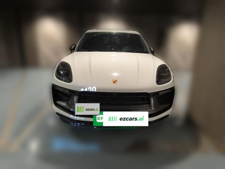 2022 Macan T 2.0T photo 2