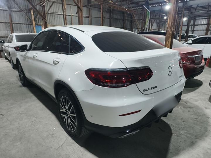 GLC Coupe 2023 GLC 260 4MATIC Coupe SUV photo 4