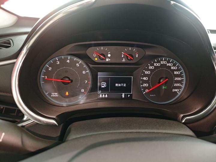 Malibu XL 2022 Redline 550T AT photo 3