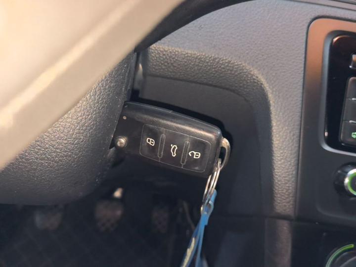 Rapid Spaceback 2016 Facelift 1.4L MT photo 8