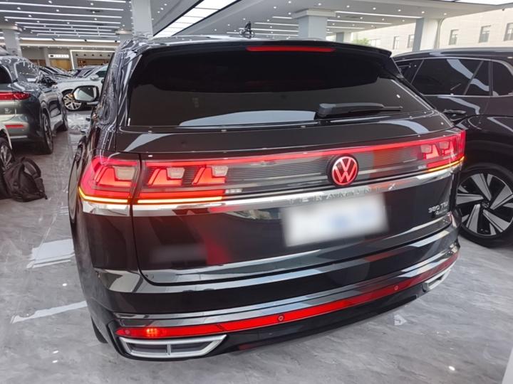 Teramont X 2023 380TSI AWD Luxury photo 3