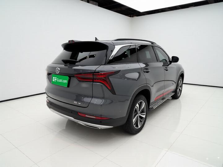 CS75 PLUS 2022 1.5T AT Luxury photo 4
