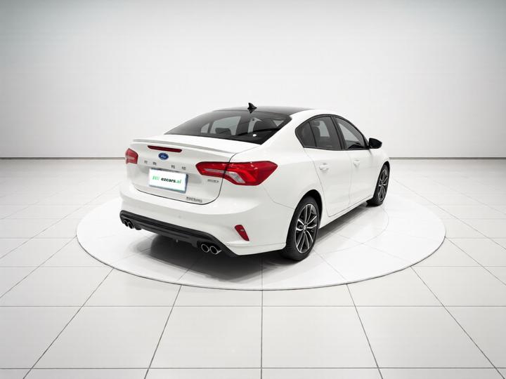 Focus 2022 Sedan EcoBoost 180 AT ST Line photo 4