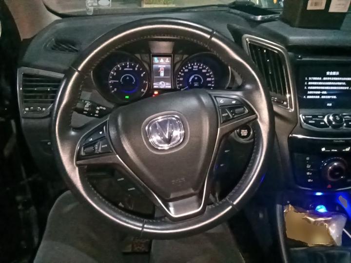 CS75 2016 1.5T MT photo 7