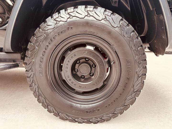 300 2023 2.0T 02 photo 6