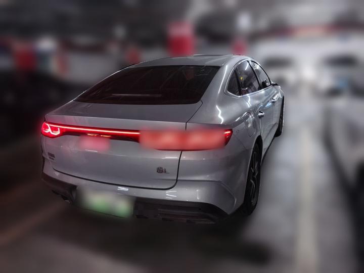 Qin L 2024 DM-i 120KM Leading photo 6