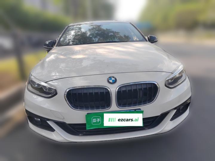 1 Series 2017 118i Design Package photo 2