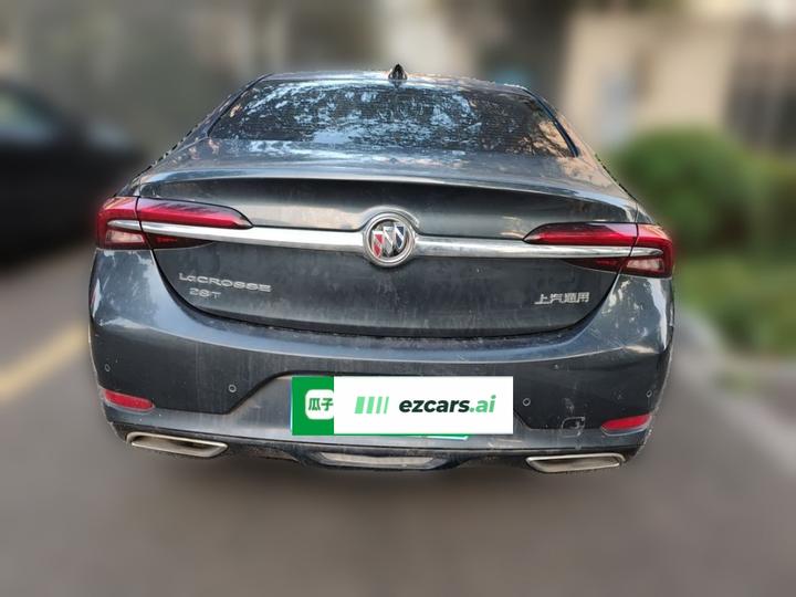 LaCrosse 2019 28T Luxury photo 3