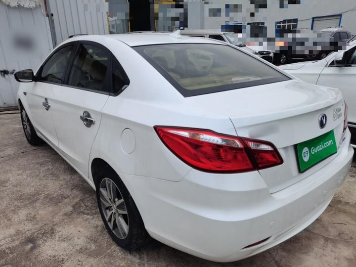 Eado 2015 1.6L MT Luxury China V photo 4