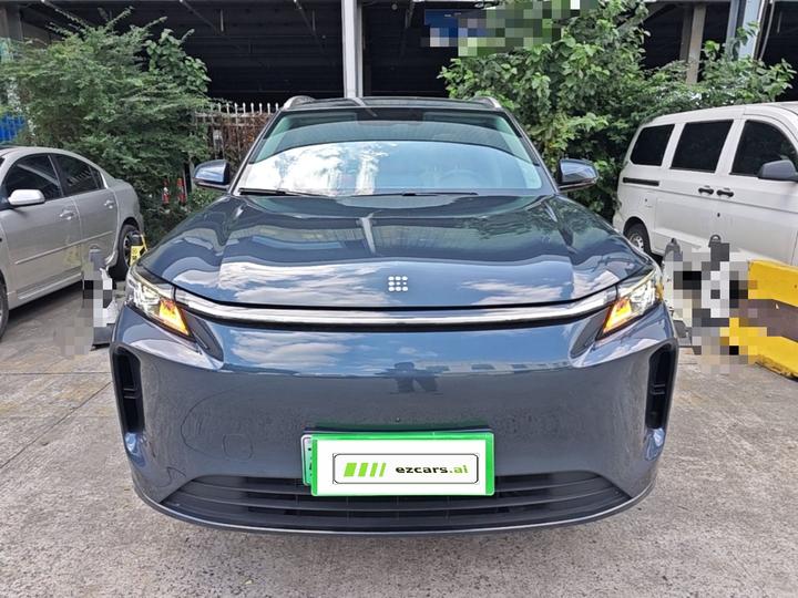 Bluelectric E5 PLUS 2025 165km Long Range PLUS 5-Seater photo 2