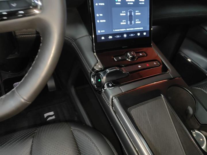 ES8 2020 580KM 6-Seater photo 5