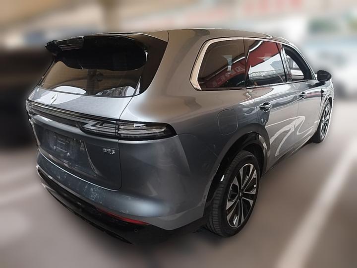 S 2026 235km AWD Qiankun Exclusive photo 6