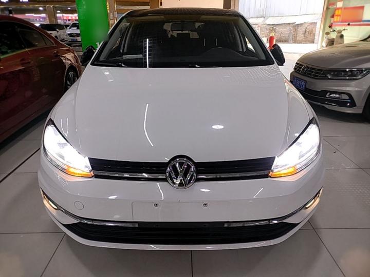 Golf 2018 230TSI AT Comfort photo 2