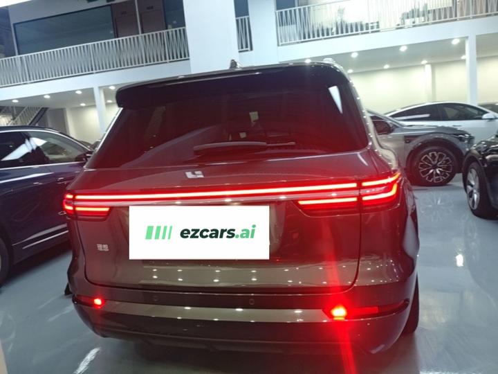 Li Auto ONE 2021 EREV 6-Seater photo 3