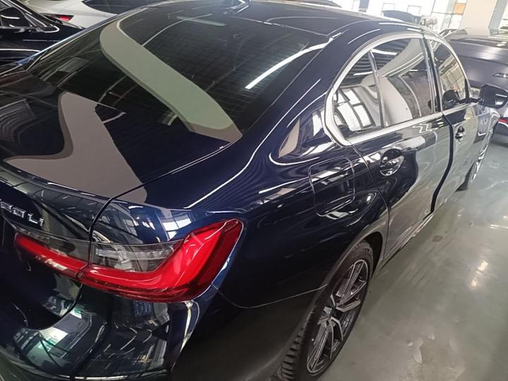 3 Series 2024 320Li M Sport Package photo 4