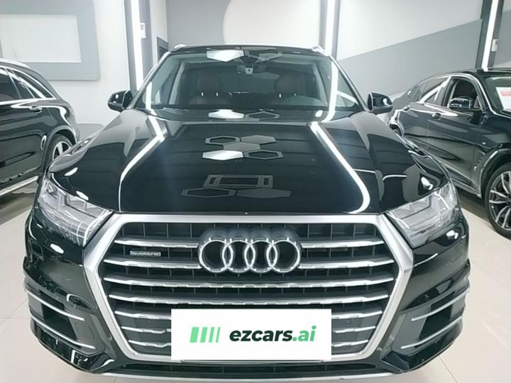 Q7 2018 45 TFSI Tech photo 2