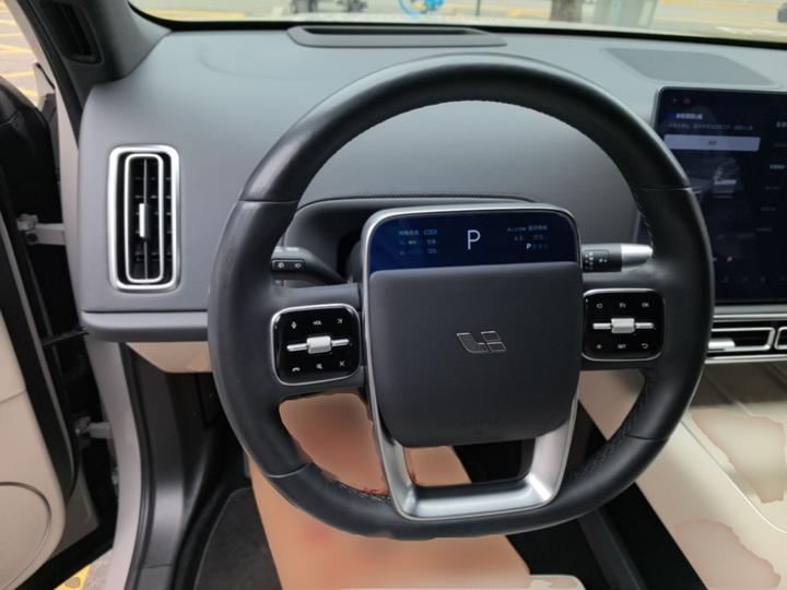 Li Auto L6 2024 Pro photo 6