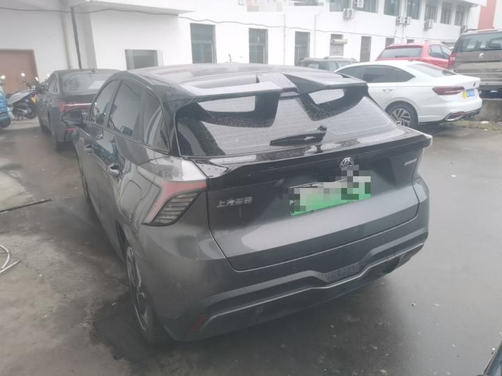 MG4 EV 2023 415km Champion photo 4