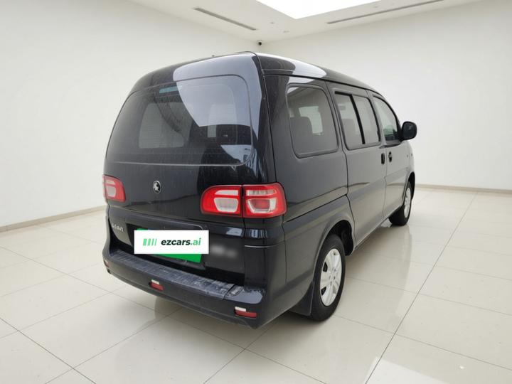 Lingzhi 2022 M5 1.6L 7-Seater photo 6
