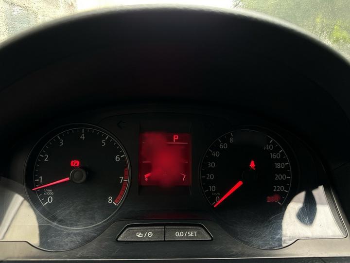 Santana 2015 1.6L AT photo 3