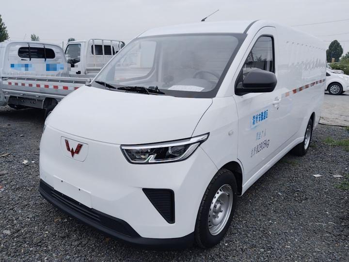 Wuling 2024 300km Utility 75kW