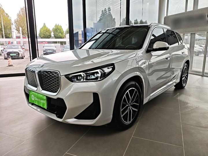 iX1 2025 eDrive25L M Sport Package