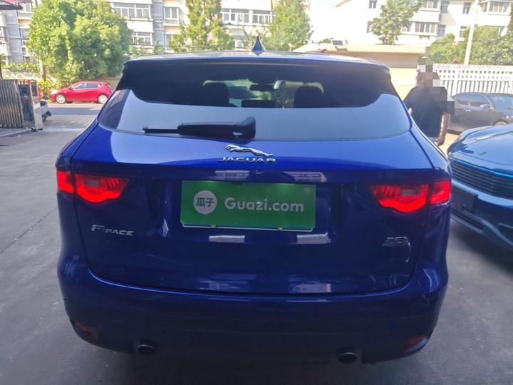 F-PACE 2018 2.0T AWD Exclusive photo 5