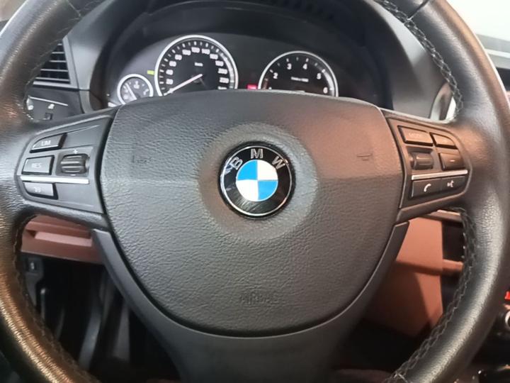 5 Series 2014 520Li photo 6