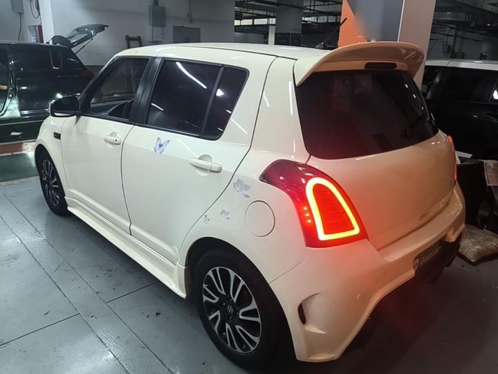 Swift 2013 1.5L AT 20 photo 4