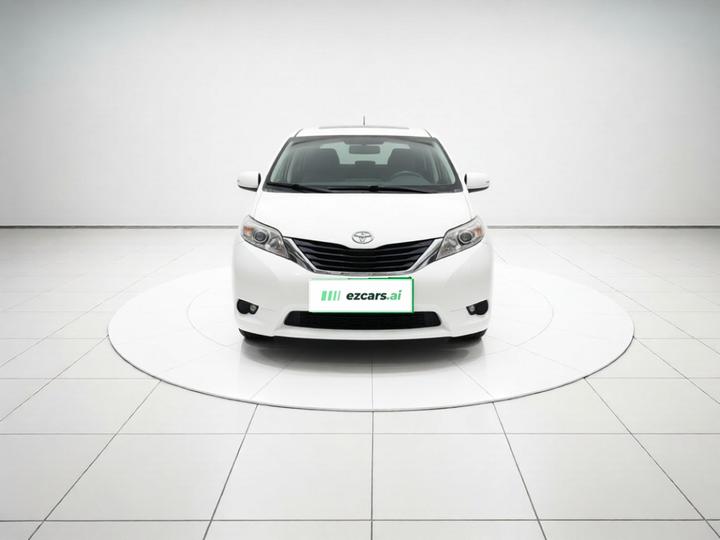 Sienna Parallel Import 3.5L LE RWD photo 2